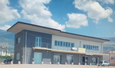 Locale commerciale di 400 mq a PT e 400 mq a PS1